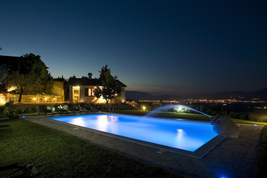 Agriturismo Il Girasole مونتيفالكو الغرفة الصورة